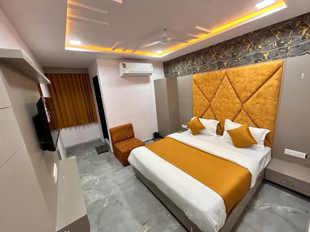 Hotel Kingdom Gandhinagar Luaran gambar